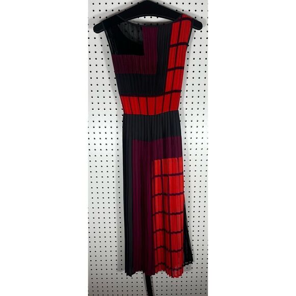 BCBGMAXAZRIA KYLER PLEATED COLOR BLOCKED DRESS size xs - Picture 5 of 9